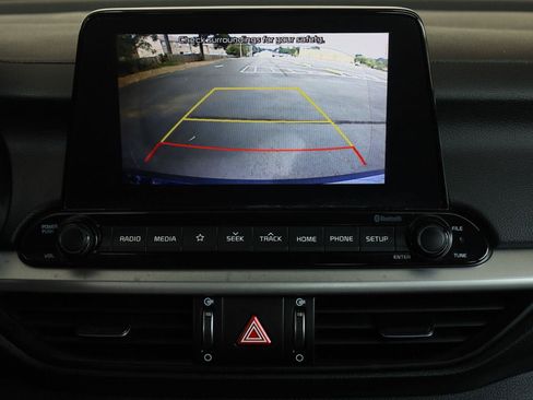 Used 2020 Kia Forte LXS FWD image 39