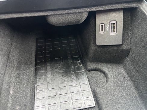 Used 2022 Lincoln Nautilus Black Label w/ Class II Trailer Tow Package image 36