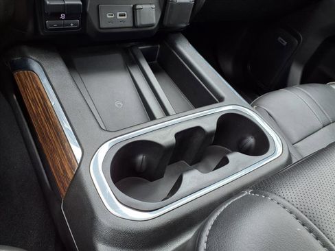 Used 2020 Chevrolet Silverado 2500 High Country w/ Z71 Off-Road Package image 24