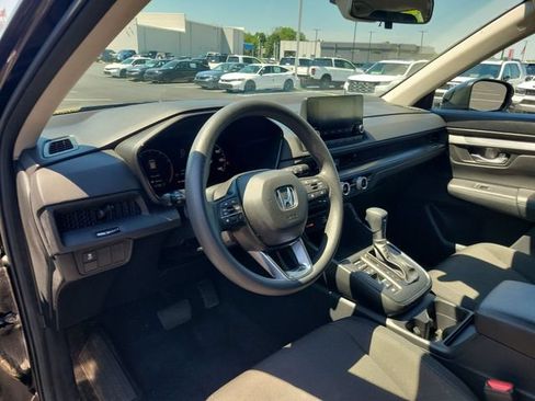 Used 2023 Honda CR-V LX image 18