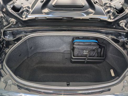Used 2022 MAZDA MX-5 Miata RF Grand Touring RWD image 24