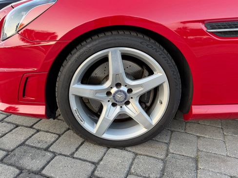 Used 2015 Mercedes-Benz SLK 250 image 10