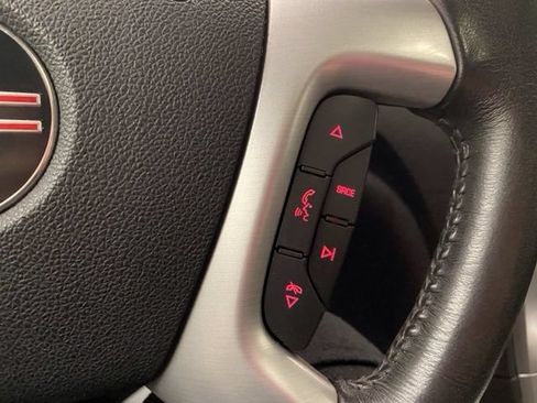 Used 2011 GMC Acadia SLT AWD/4WD image 33