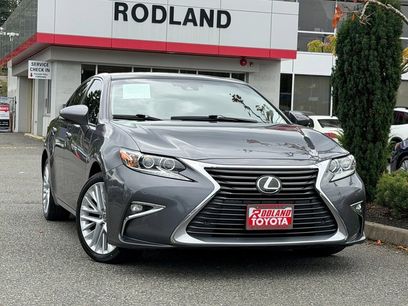 Used 2017 Lexus ES 350 w/ Luxury Package