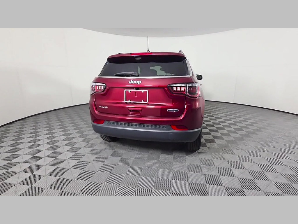 Used 2022 Jeep Compass Latitude AWD/4WD image 43