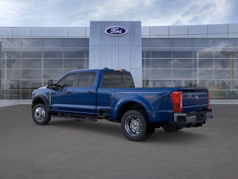New 2026 Ford F450 4x4 Crew Cab Super Duty image 4