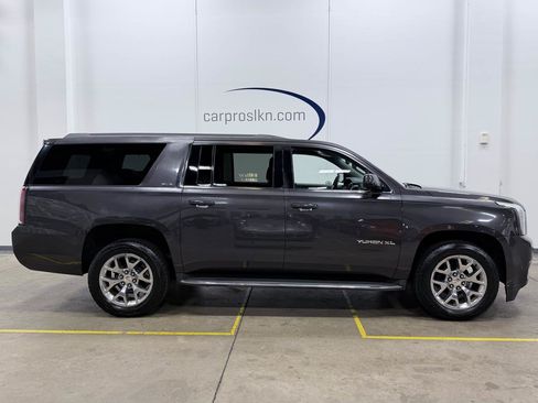 Used 2015 GMC Yukon XL SLE w/ Convenience Package RWD image 8