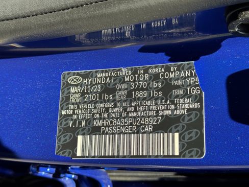 Used 2023 Hyundai Venue SEL FWD image 38