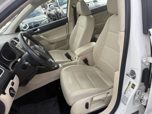 Used 2013 Volkswagen Jetta SE image 7