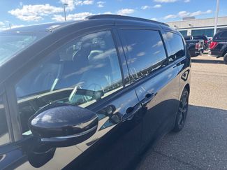 Used 2025 Chrysler Pacifica Limited FWD video 2