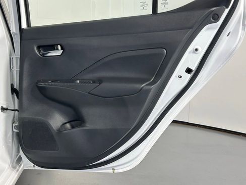 Used 2025 Nissan Versa SV w/ Trunk Package image 11