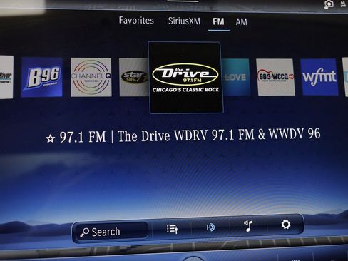 Used 2025 Mercedes-Benz E 450 4MATIC All-Terrain Wagon image 9