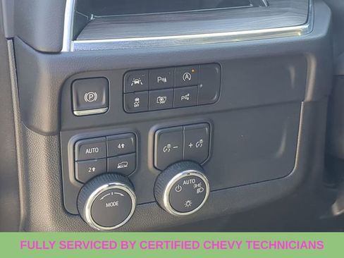 Used 2025 Chevrolet Tahoe LT image 25