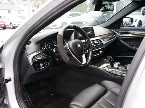 Used 2019 BMW 530e 530e iPerformance w/ Convenience Package image 24