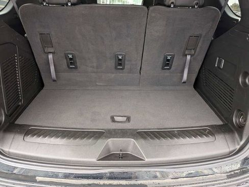 Used 2024 Chevrolet Tahoe LT image 6