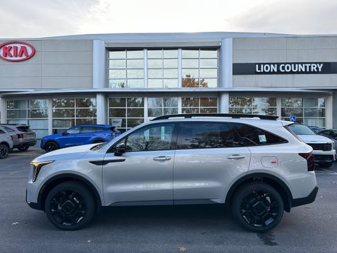 New 2026 Kia Sorento X-Line EX image 8