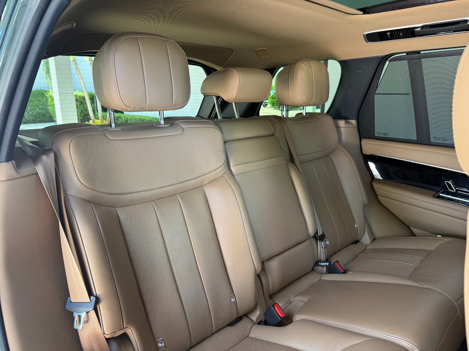 Used 2026 Land Rover Range Rover SE AWD/4WD image 31