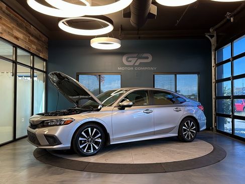 Used 2022 Honda Civic EX image 21