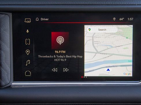 Used 2023 GMC Yukon Denali w/ Denali Reserve Package image 16