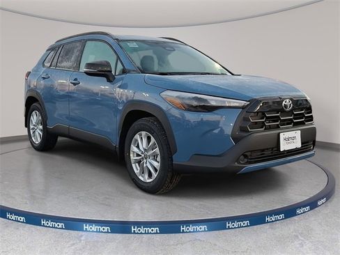 New 2026 Toyota Corolla Cross LE image 2