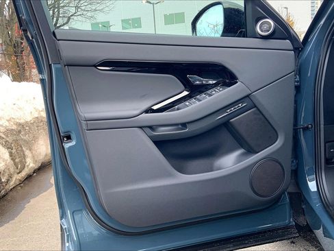 New 2026 Land Rover Range Rover Evoque S image 10