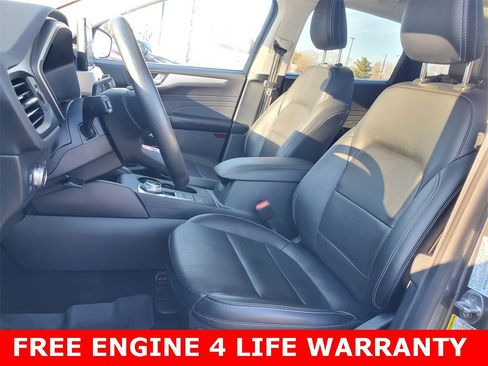 Used 2021 Ford Escape SEL w/ Technology Package image 7