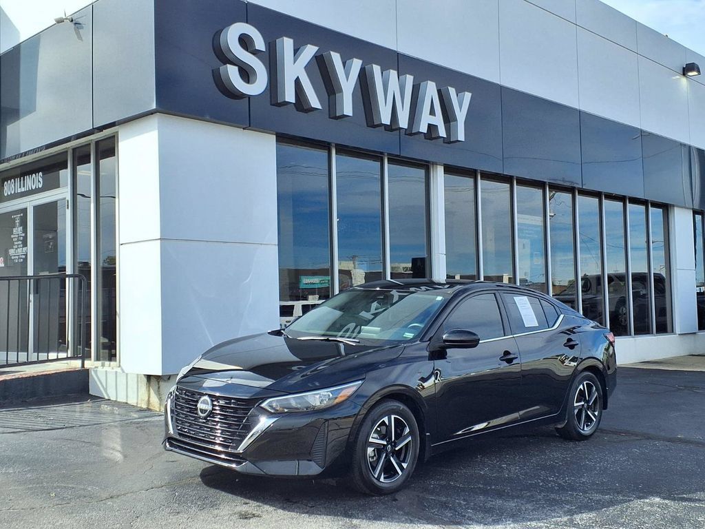 Used 2025 Nissan Sentra SV w/ All-Weather Package FWD image 1