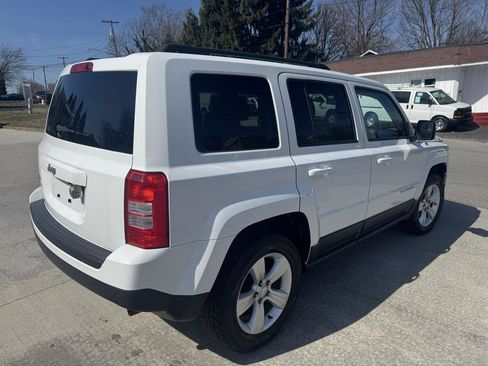 Used 2015 Jeep Patriot Sport w/ Power Value Group AWD/4WD image 5