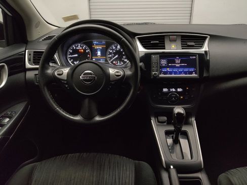 Used 2019 Nissan Sentra SV image 22
