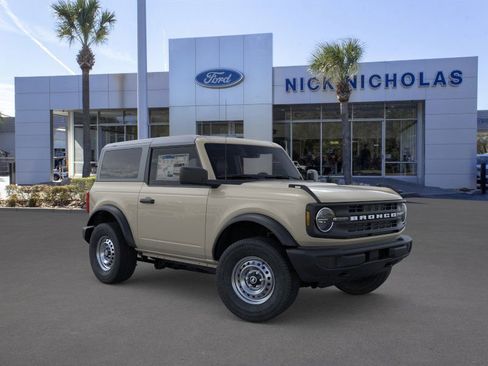 New 2026 Ford Bronco 2-Door AWD/4WD image 7