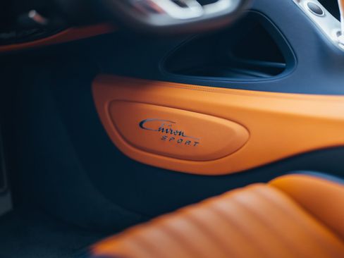 Used 2020 Bugatti Chiron image 57