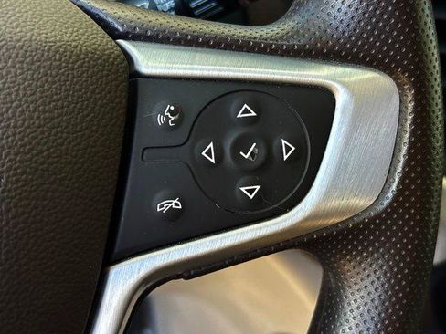 Used 2023 GMC Acadia SLE w/ Driver Convenience Package FWD image 20