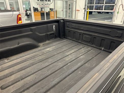 Used 2021 Jeep Gladiator Overland w/ Popular Equipment Package image 18