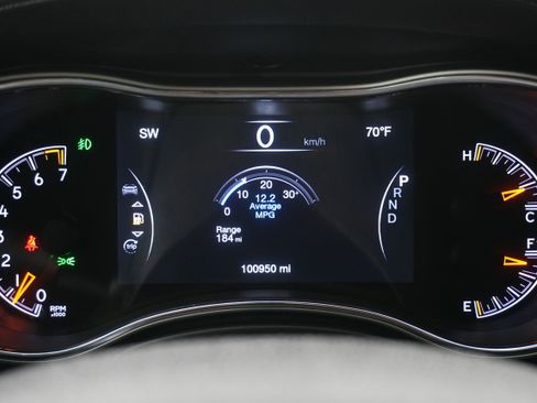 Used 2018 Jeep Grand Cherokee Overland image 18