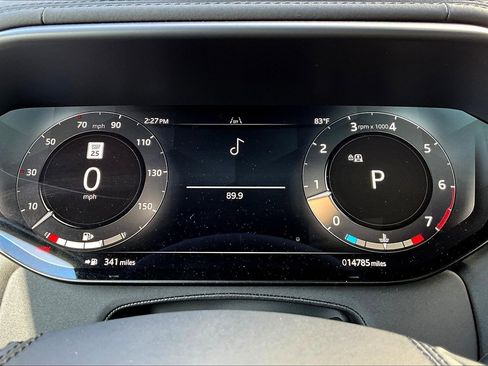 Used 2025 Land Rover Range Rover Sport SE image 20