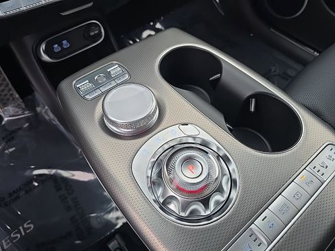 Used 2025 Genesis GV60 Performance image 19