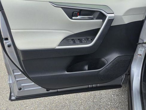 Certified 2023 Toyota RAV4 XLE Premium image 31