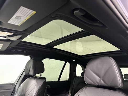 New 2026 BMW X5 M60i image 18