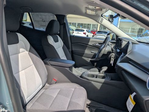 New 2026 Chevrolet Trax LS image 16