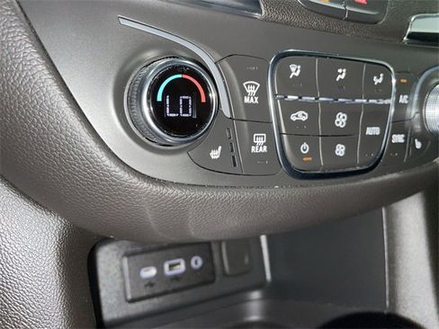 Certified 2023 Chevrolet Equinox LT image 28