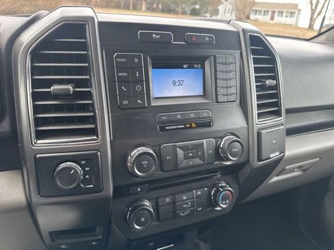 Used 2018 Ford F150 XLT image 10