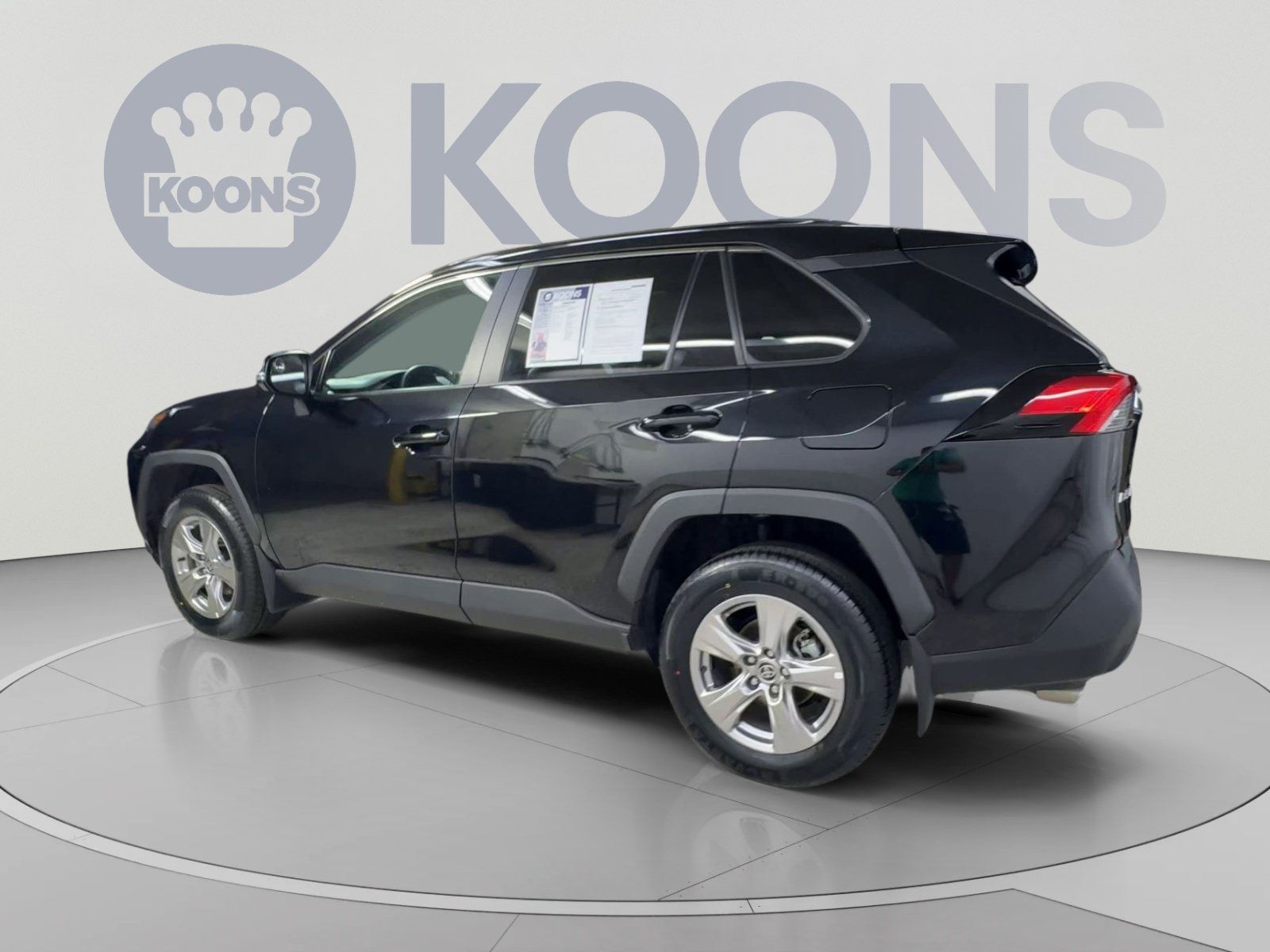 Used 2023 Toyota RAV4 XLE w/ Convenience Package AWD/4WD image 8