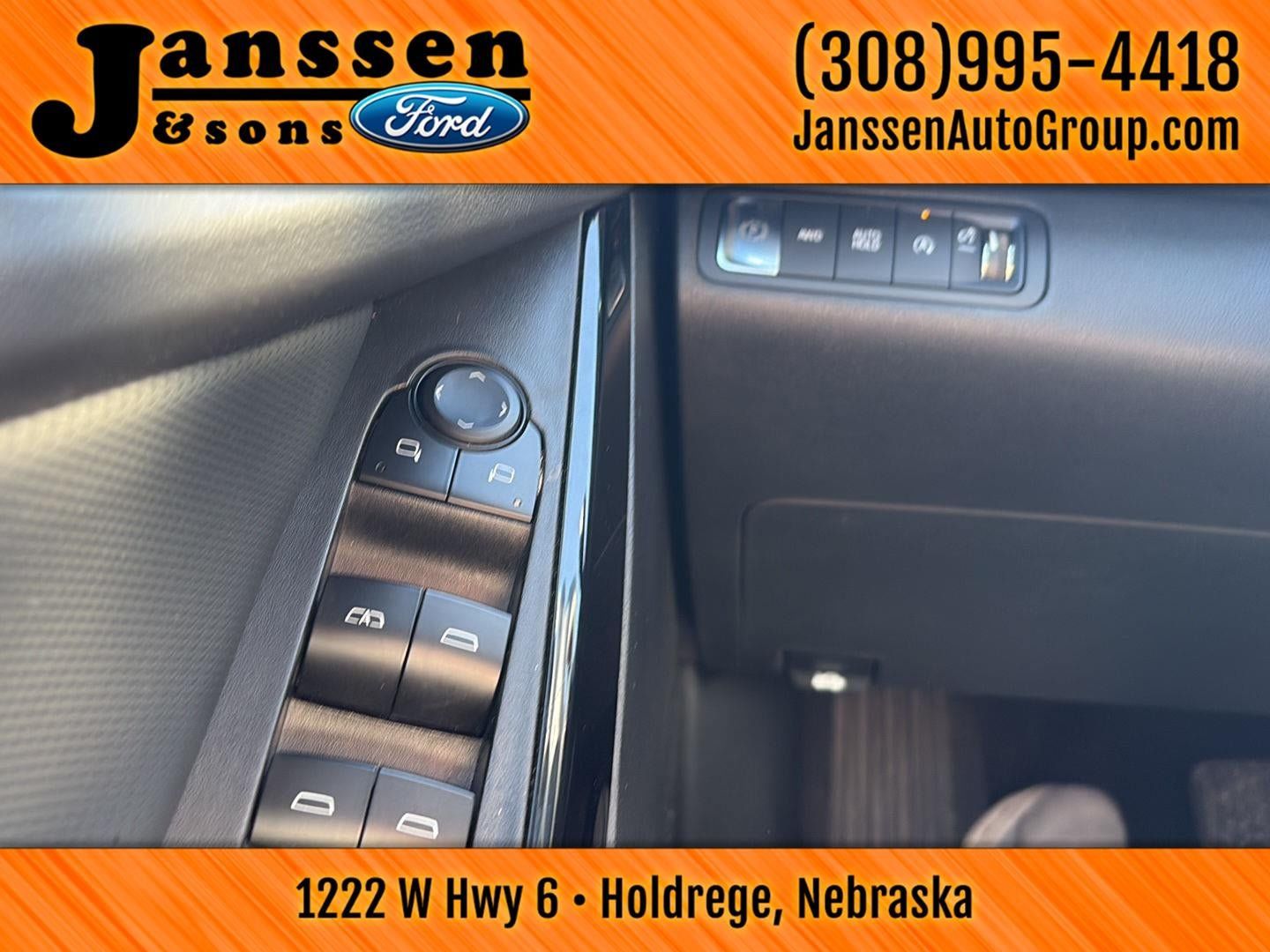 Used 2025 Chevrolet Equinox LT w/ Convenience Package II AWD/4WD image 18