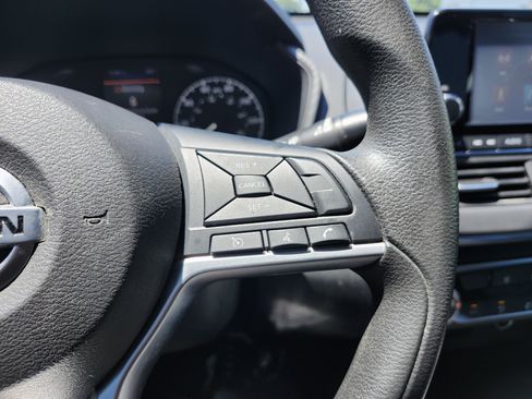 Used 2022 Nissan Altima 2.5 S FWD image 28