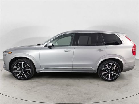 Used 2025 Volvo XC90 B5 Plus w/ Protection Package Premier image 2