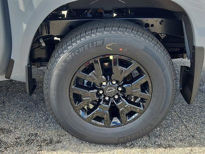 New 2026 Nissan Frontier SV w/ Tow Package