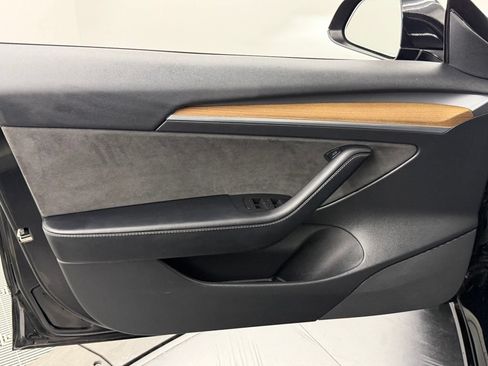 Used 2022 Tesla Model 3 Long Range AWD/4WD image 20