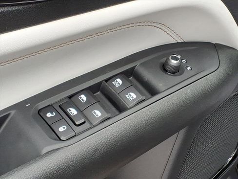 New 2026 Jeep Compass Limited AWD/4WD image 18