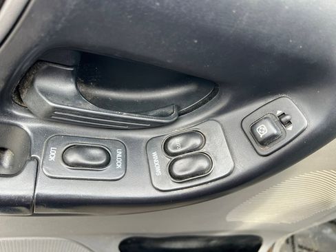 Used 2004 Ford Ranger Edge image 9