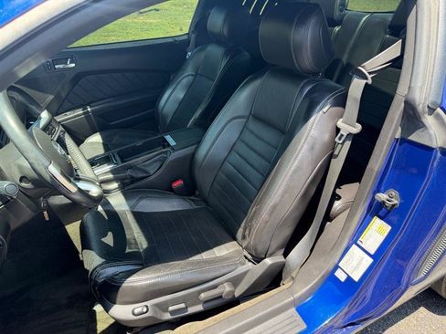 Used 2014 Ford Mustang Premium w/ Equipment Group 202A RWD image 4
